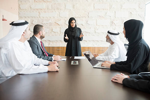 What types of business can we start with 50,000 aed in Dubai